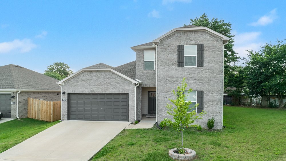 Cottonwood Place - Residential Lease