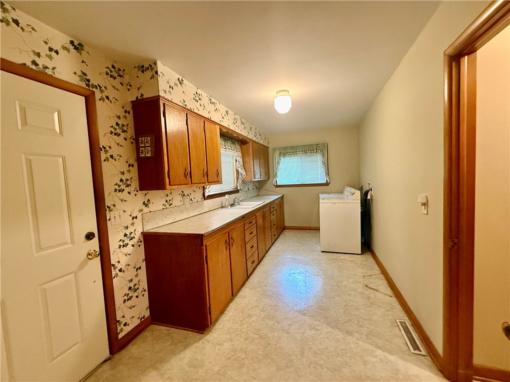 Gateway city - Residential
