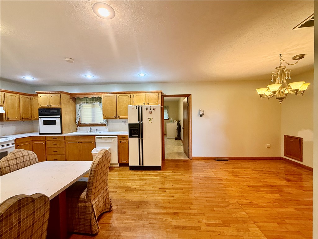 Gateway city - Residential