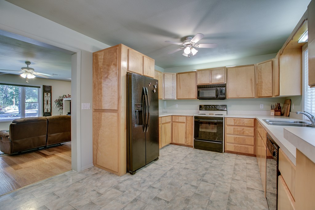 Wedington Woods Unit Vii - Residential