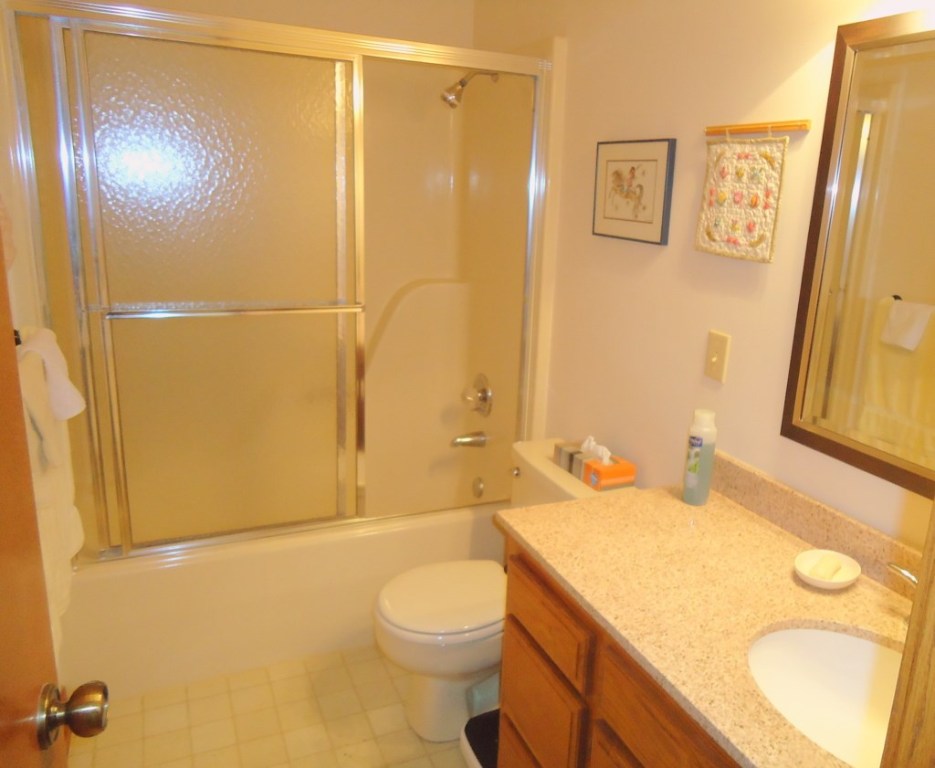 Unit 108 Holiday Island - Residential