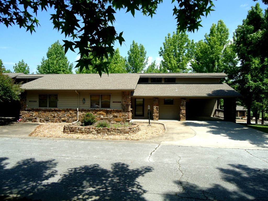 Unit 108 Holiday Island - Residential