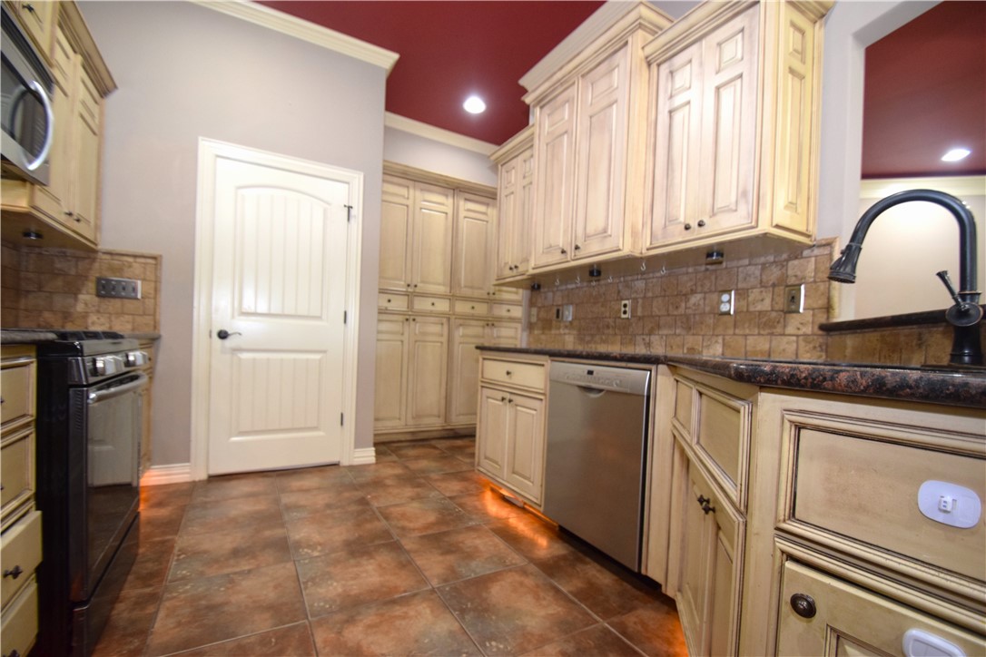 Riverwalk Farm Estate Ph III Bentonville - Residential Lease