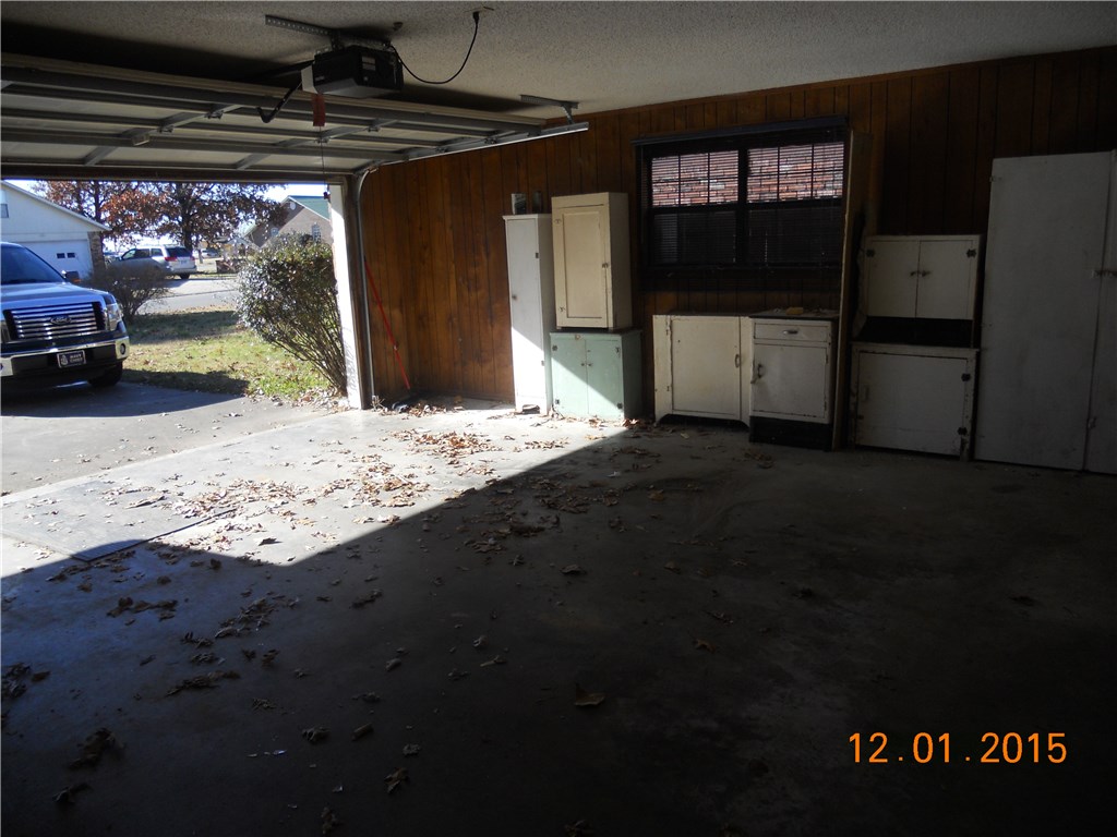 Hickory Hills Sub Siloam Spgs - Residential