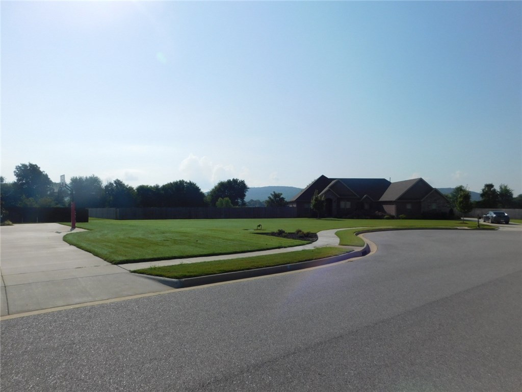 Farmington Outlots - Land