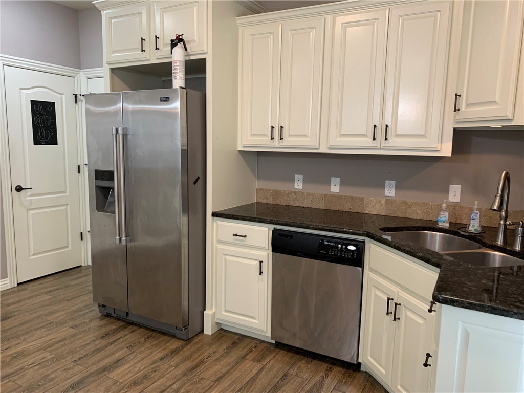 Rupple Row Sub - Residential Lease