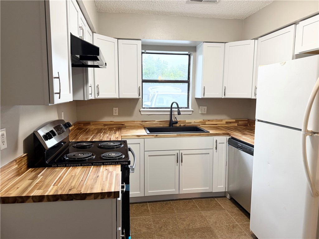 Dogwood Estates - Residential Lease