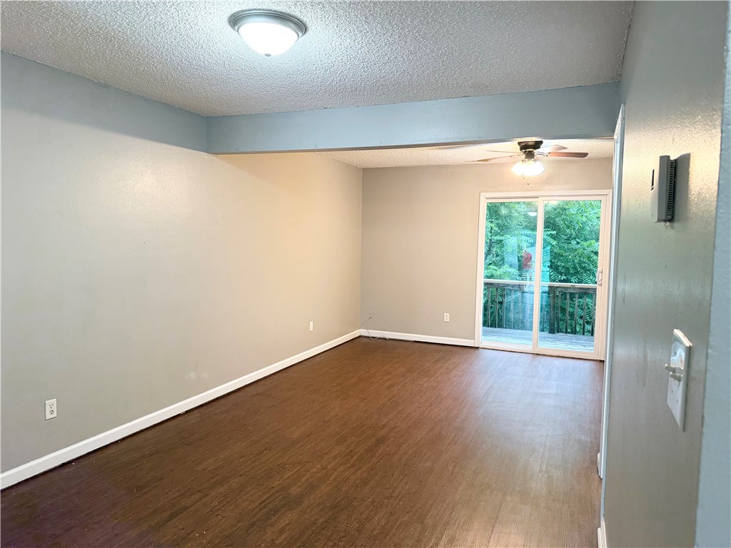 Dogwood Estates - Residential Lease
