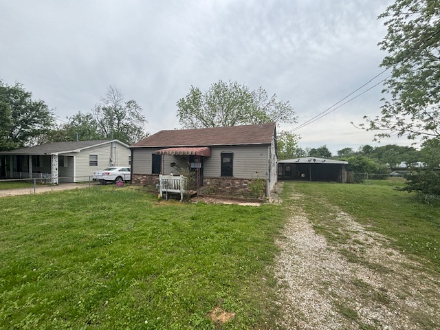 LOCATION, LOCATION, LOCATION. Easy access to I49, Springdale or Fayetteville, close to parks, hospitals, Tyson and JB Hunt headquarters. Located on dead end street right off Don Tyson Parkway, 1 mile to Greenway trail with nice sidewalks on Don Tyson to get there! 3.5 miles to Arvest Ballpark and just over a mile to Lake Fayetteville! Home is in poor condition and has been tagged unsafe by the City of Springdale building department due to mechanical issues. Utilities are not on due to condition.