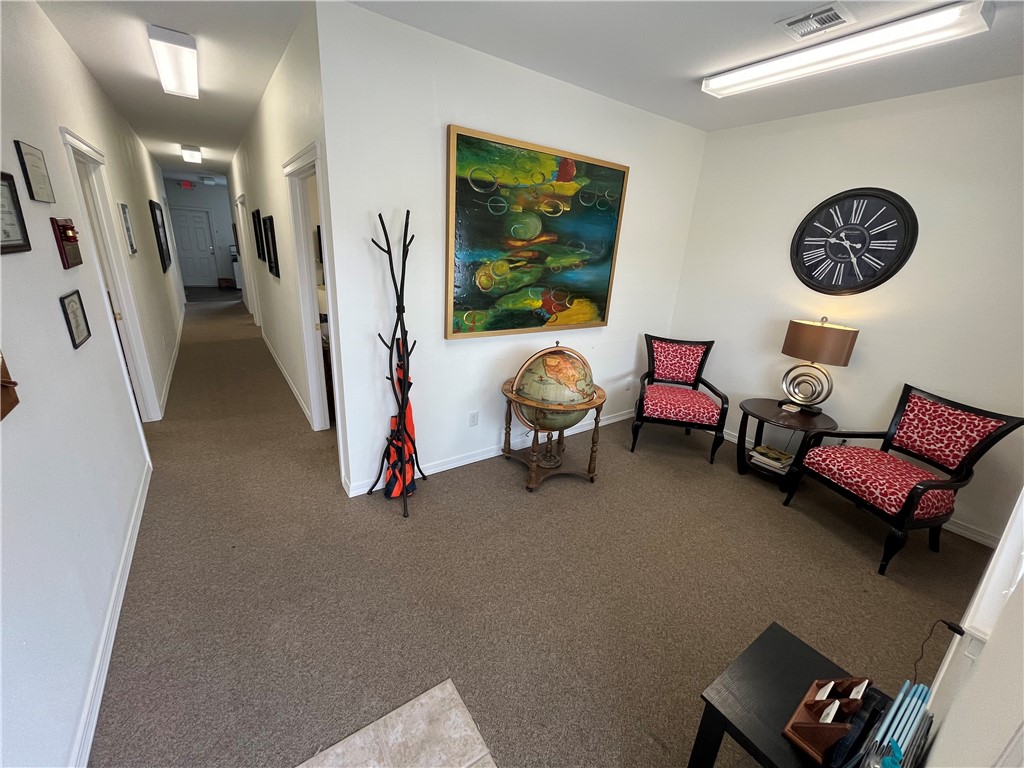 Oak Trace 3 - Commercial Lease