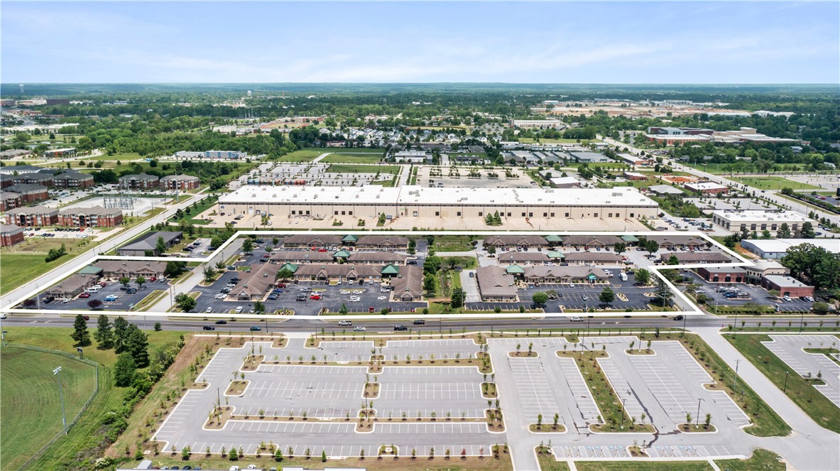 Oak Trace 3 - Commercial Lease
