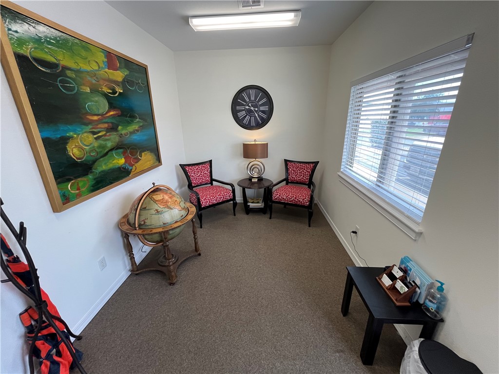 Oak Trace 3 - Commercial Lease