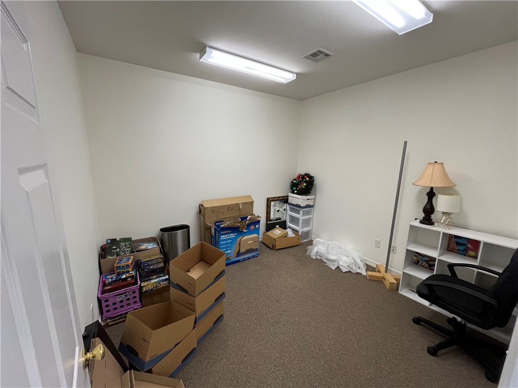 Oak Trace 3 - Commercial Lease