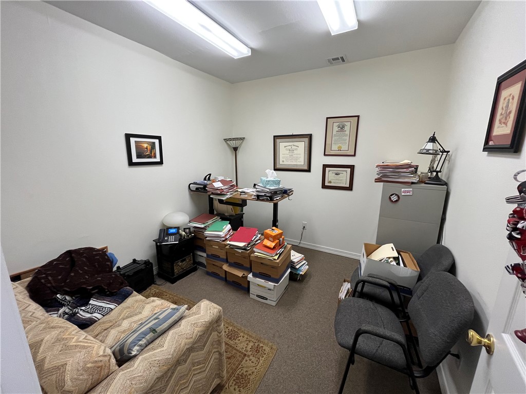 Oak Trace 3 - Commercial Lease