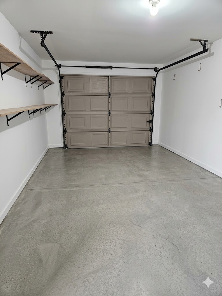 Sunset Estate 3rd Add Rogers - Residential Lease