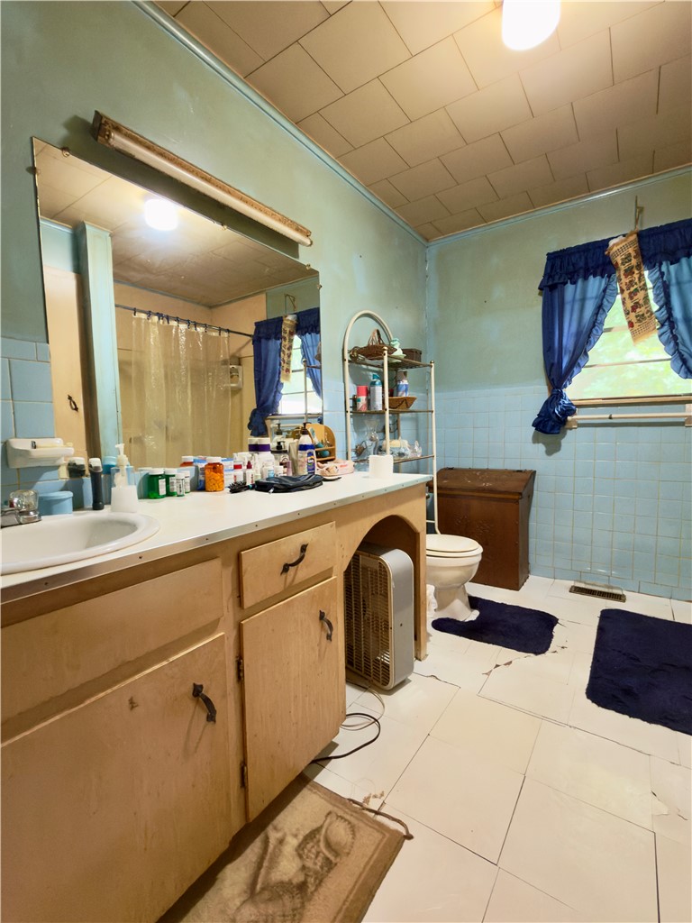Dutch Creek Bldrs I Danville - Residential