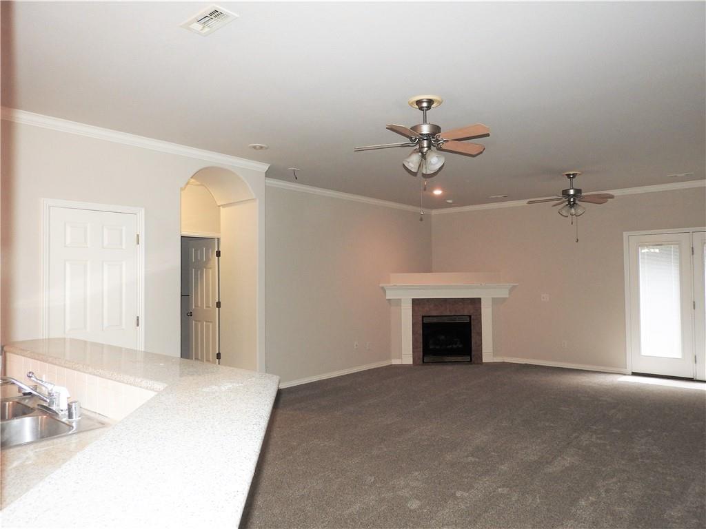 Patrick Place Ph Iii Rogers - Residential Lease