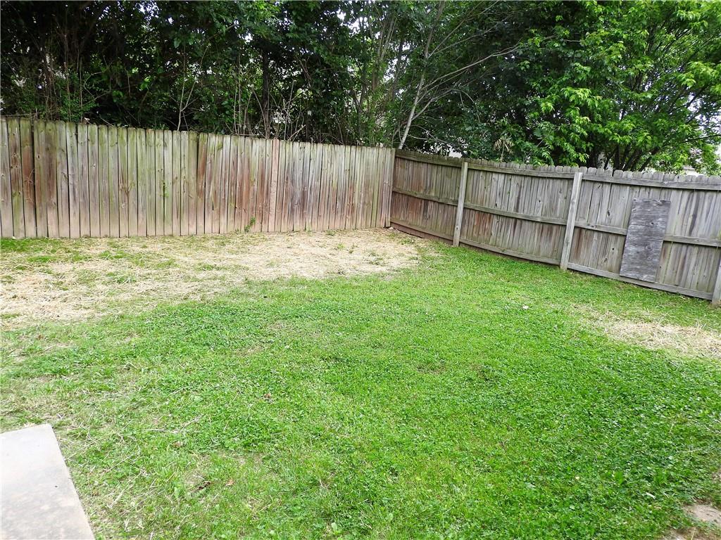 Patrick Place Ph Iii Rogers - Residential Lease