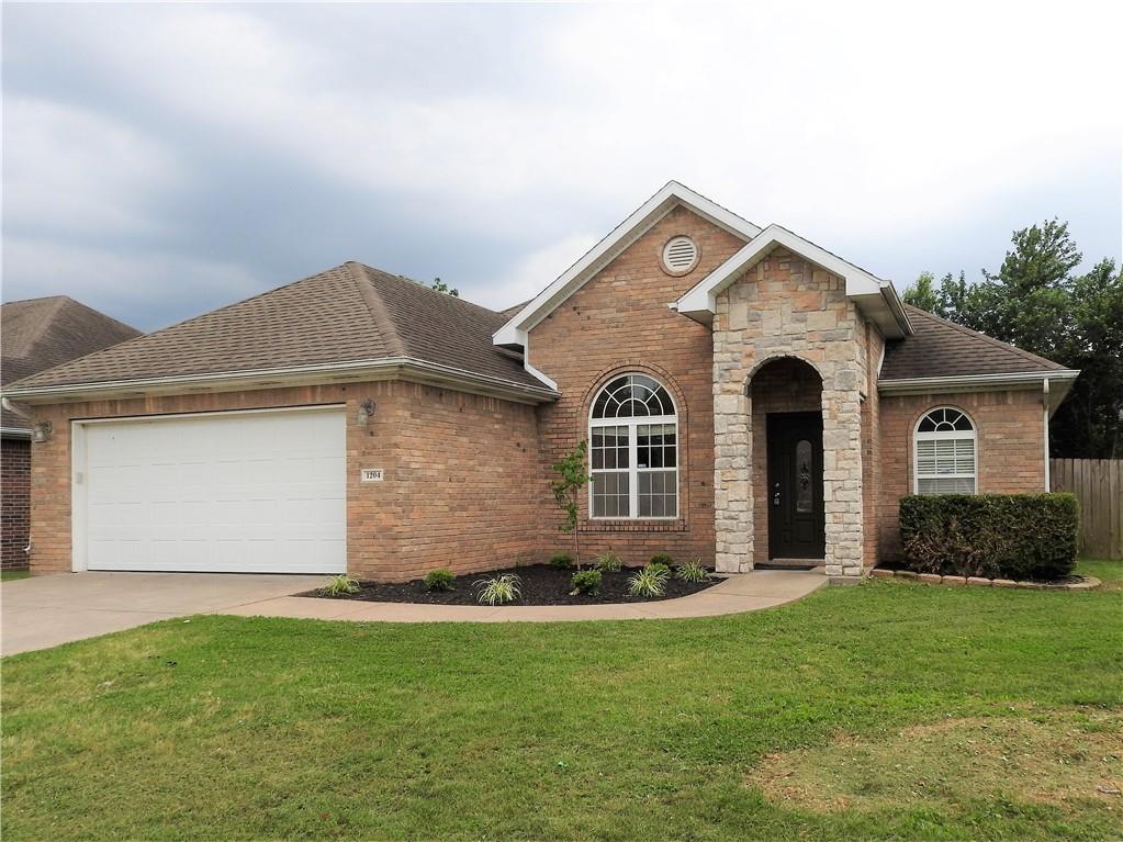 Patrick Place Ph Iii Rogers - Residential Lease