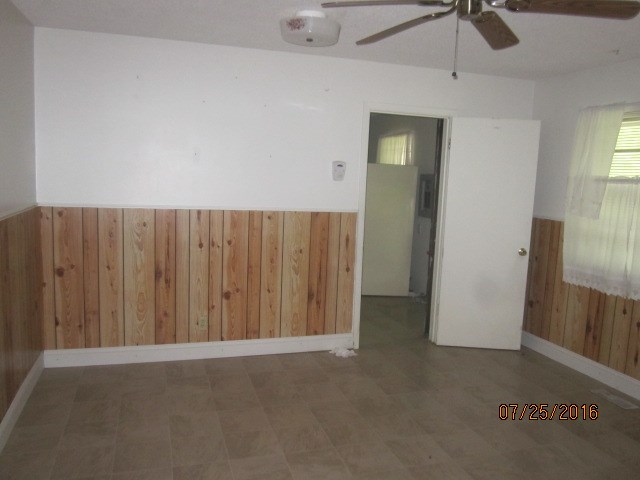 Norwood Acres 3rd Rogers - Residential