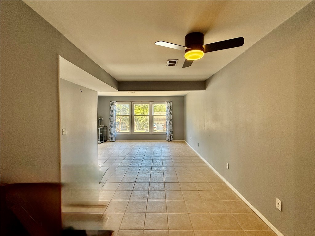 Townhouse Tct 3 A/K/A Drake Court Bvv - Residential
