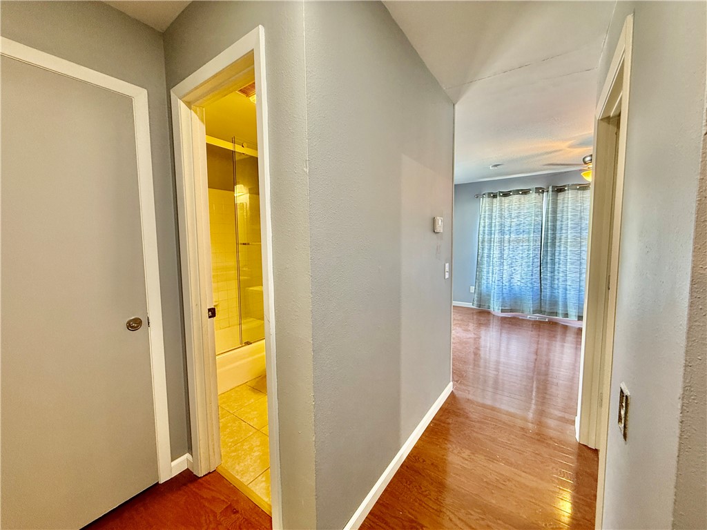 Townhouse Tct 3 A/K/A Drake Court Bvv - Residential