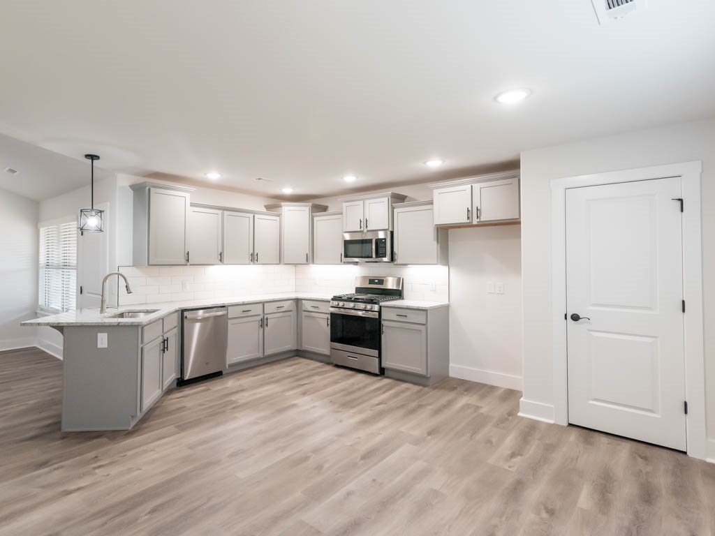 Hilldale Sub Centerton - Residential Lease