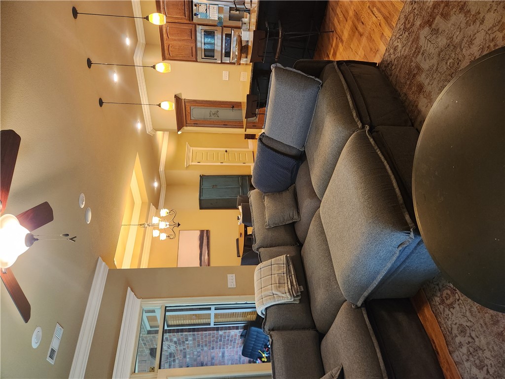 Oxford Ridge Sub Bentonville - Residential Lease