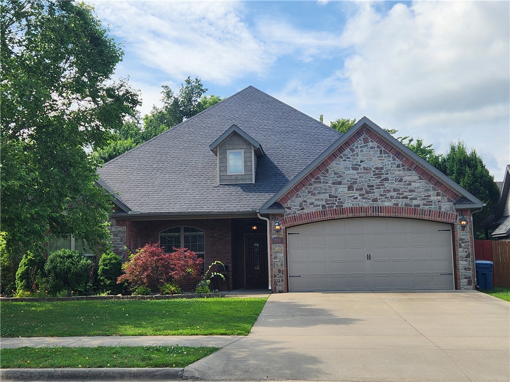Oxford Ridge Sub Bentonville - Residential Lease
