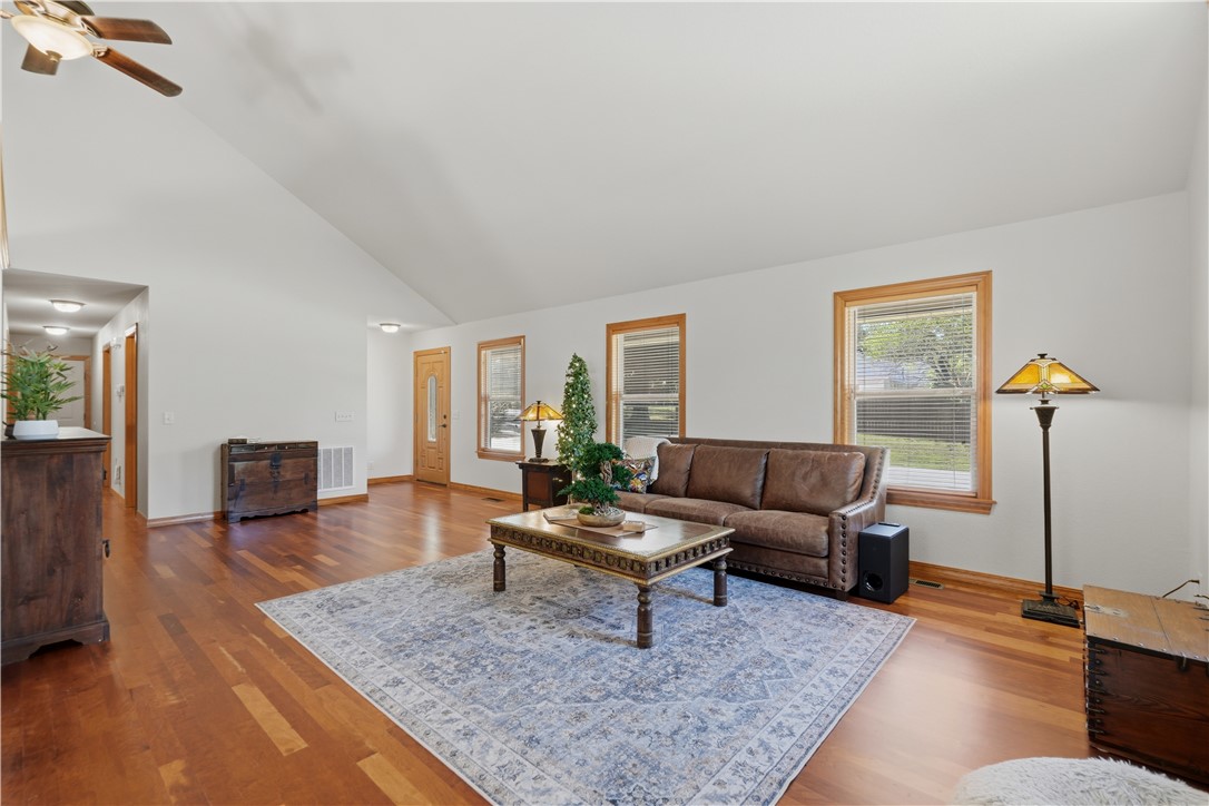 06-19-29-ROGERS - Residential