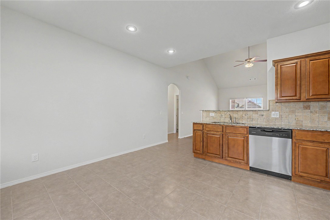 Lakewood Sub Ph Ii Lowell - Residential