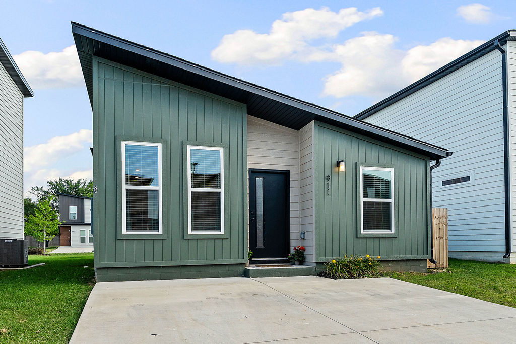 FEATHERSTON VILLAGE PH 2-CENTERTON - Residential