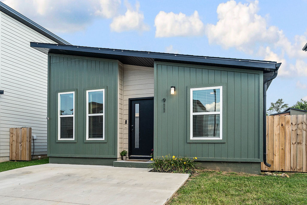 FEATHERSTON VILLAGE PH 2-CENTERTON - Residential
