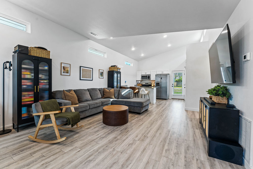 FEATHERSTON VILLAGE PH 2-CENTERTON - Residential