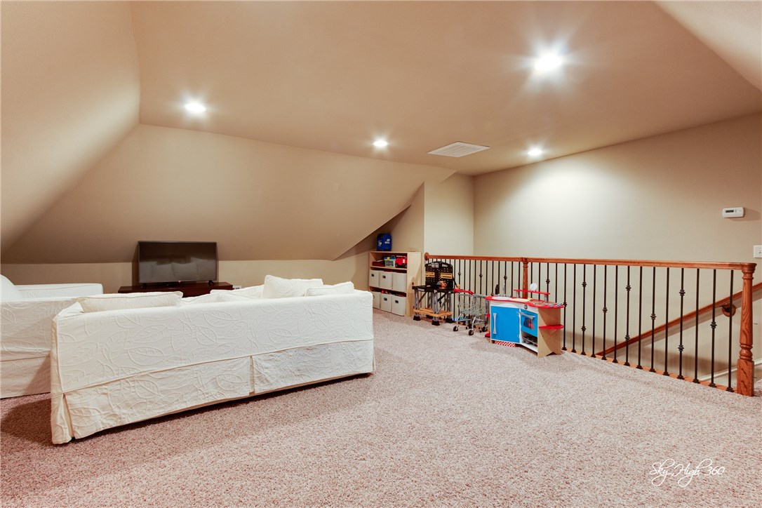 Shadow Valley PUD Ph Vii Rogers - Residential