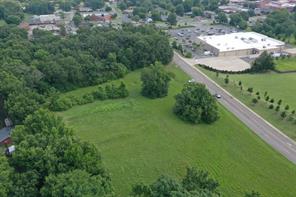 High traffic commercial property available in West Russellville. Ideal located just West from Wal Mart Neighborhood Market, many retail locations and medical facilities. Perfect for your small business, or multi-family or row home development.