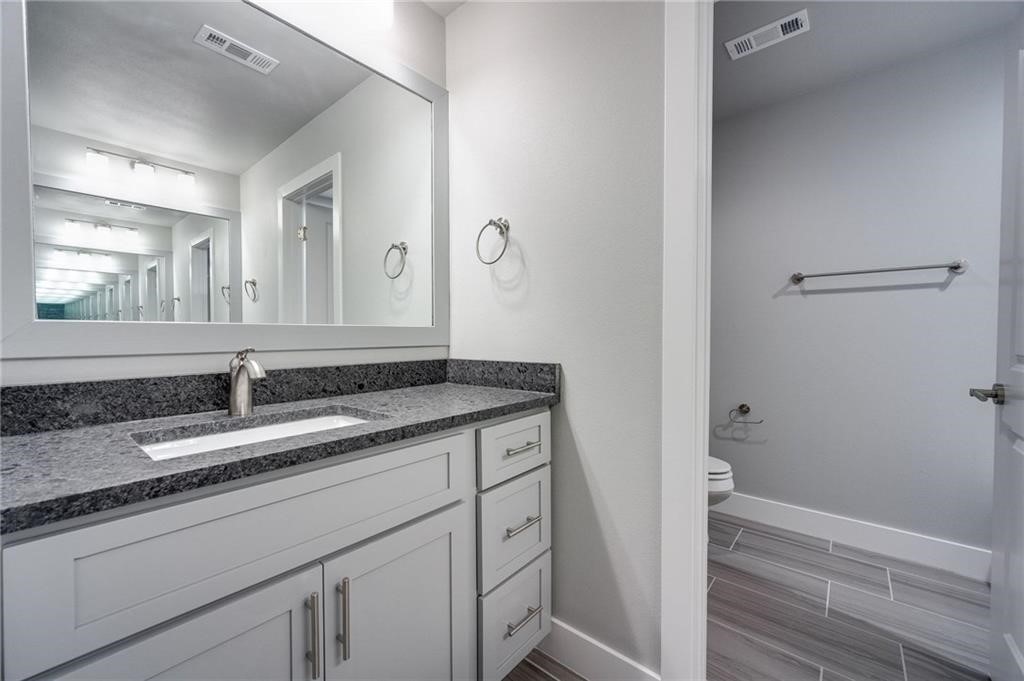 Starr Lake - Residential Lease