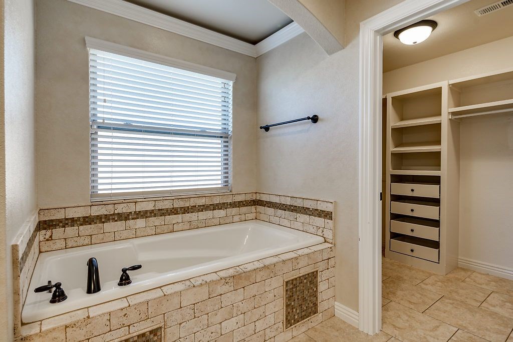 Riverwalk Farm Estates Ph IV Bentonville - Residential