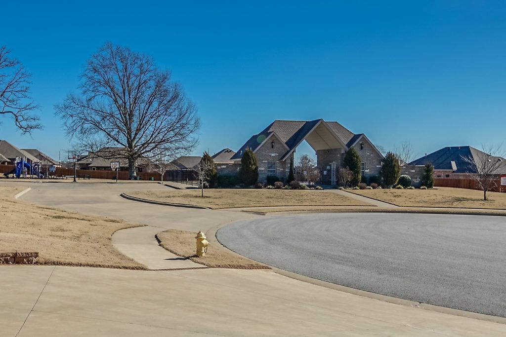 Riverwalk Farm Estates Ph IV Bentonville - Residential