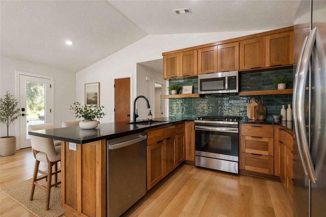 Hendrix Sub Bentonville - Residential Lease