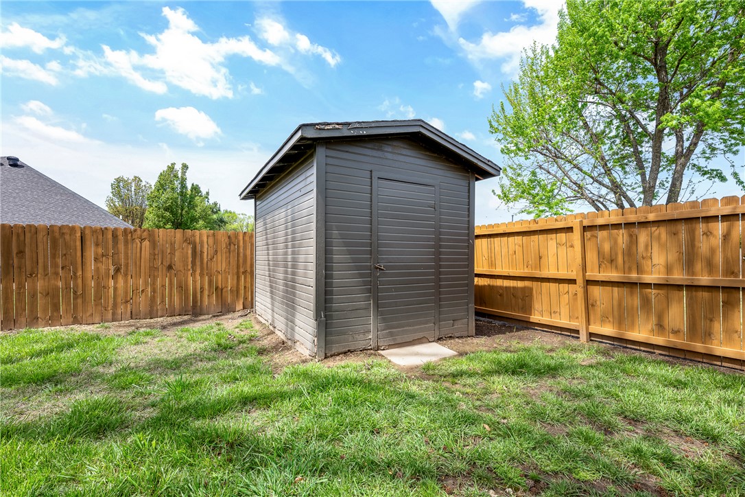Hendrix Sub Bentonville - Residential Lease