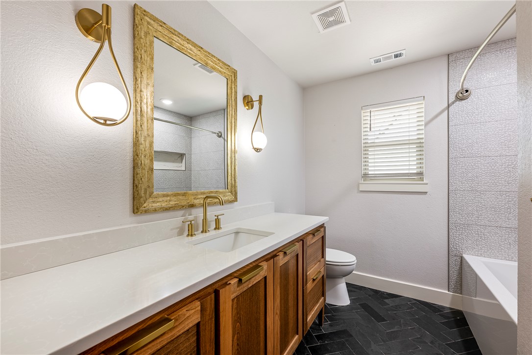 Hendrix Sub Bentonville - Residential Lease