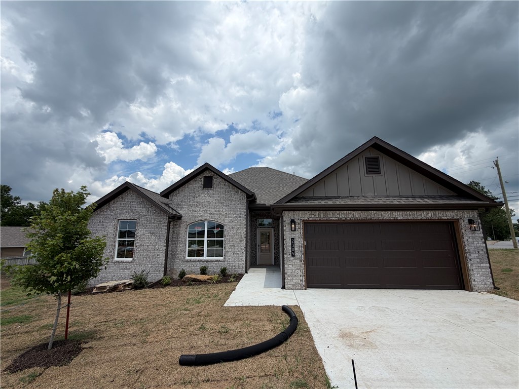 New construction in a cul-de-sac! This single-level 4-bedroom, 2-bath home offers 2,021 +/- sq. ft. with an open layout, eat-in kitchen, and a spacious primary suite featuring a walk-in closet. Enjoy modern finishes and comfortable living in a convenient location just minutes from the Aquatic Center, John Brown University, and the Illinois River. USDA eligible for qualified buyers!