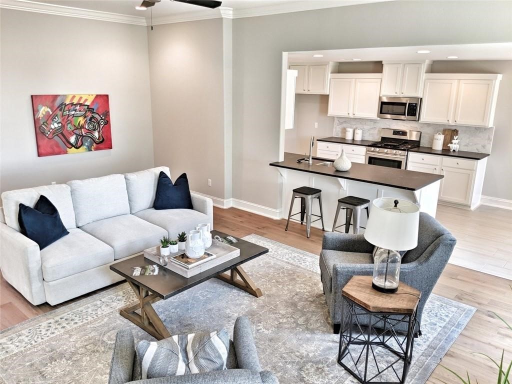 Wagon Wheel Crossing - Residential Lease