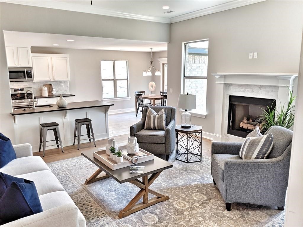 Wagon Wheel Crossing - Residential Lease