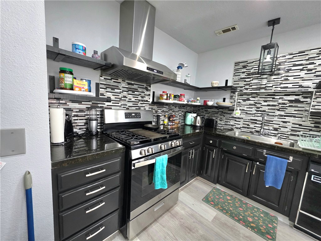 Pine Meadow Add-Rogers - Residential