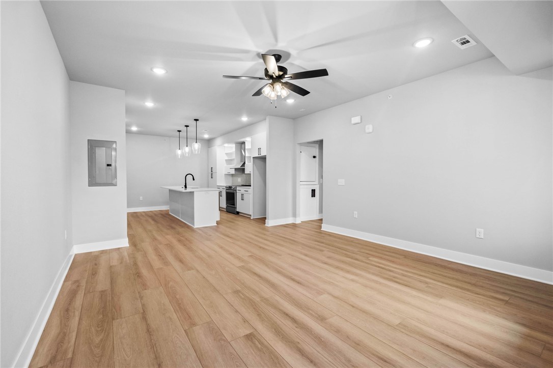 MEDLIN MEADOWS SUB PH 2-BENTONVILLE - Residential
