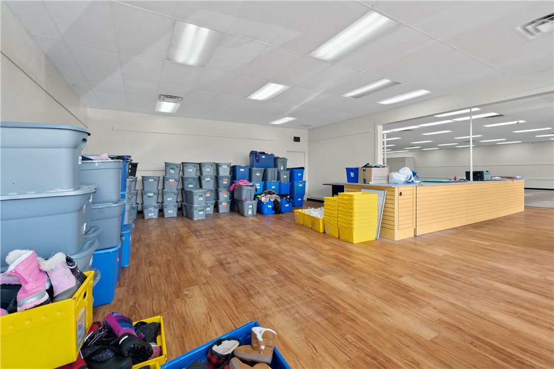 Kingston Centre Plaza - Commercial Lease