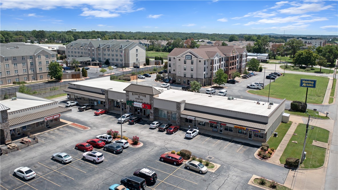 Kingston Centre Plaza - Commercial Lease