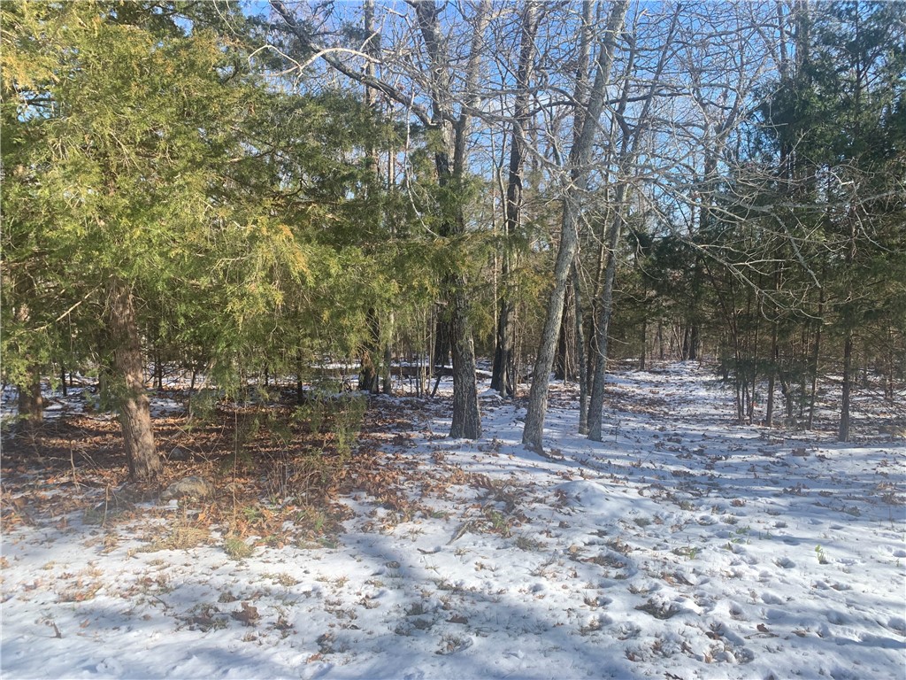 Woodstone - Land